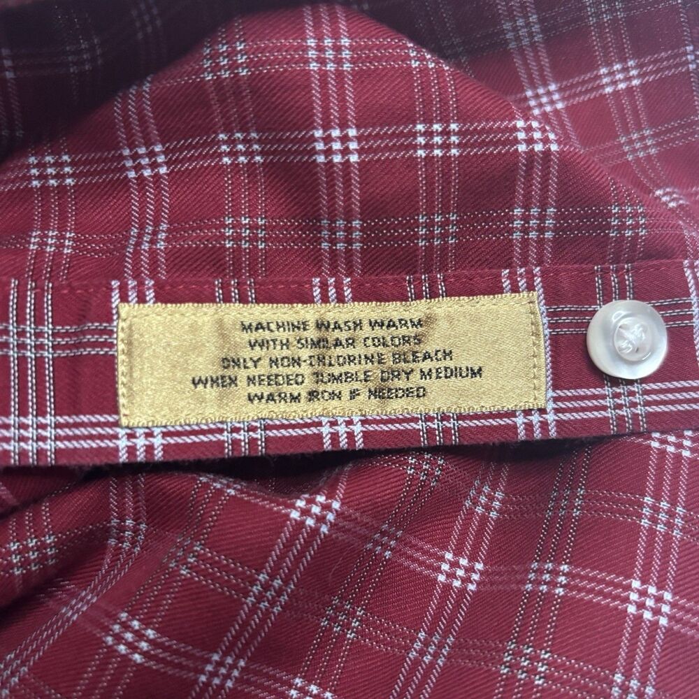Roundtree & Yorke Gold Label Plaid Flannel Shirt Red Non-Iron - Picture 6 of 6